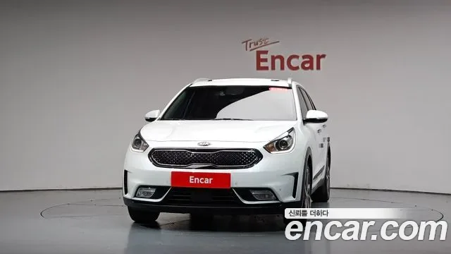 Kia Niro, 2016 — фото 2