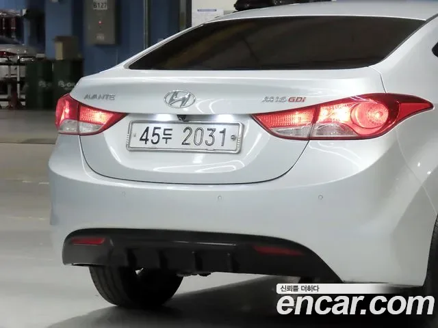 Hyundai Avante MD, 2010 — фото 17