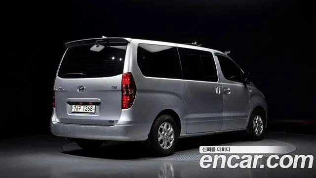 Hyundai Starex Grand Starex, 2009 — фото 2