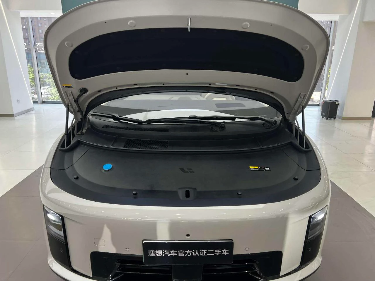 Li Auto ideal i8, 2025 — фото 2