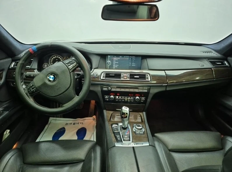 BMW 7-Series F01, 2012 — фото 7