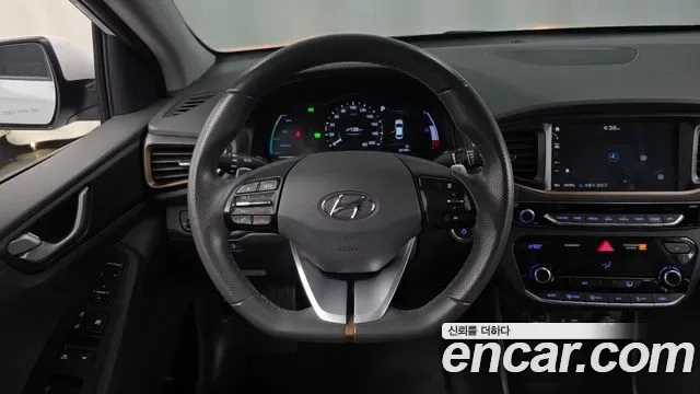 Hyundai Ioniq Ionic Electric, 2017 — фото 14