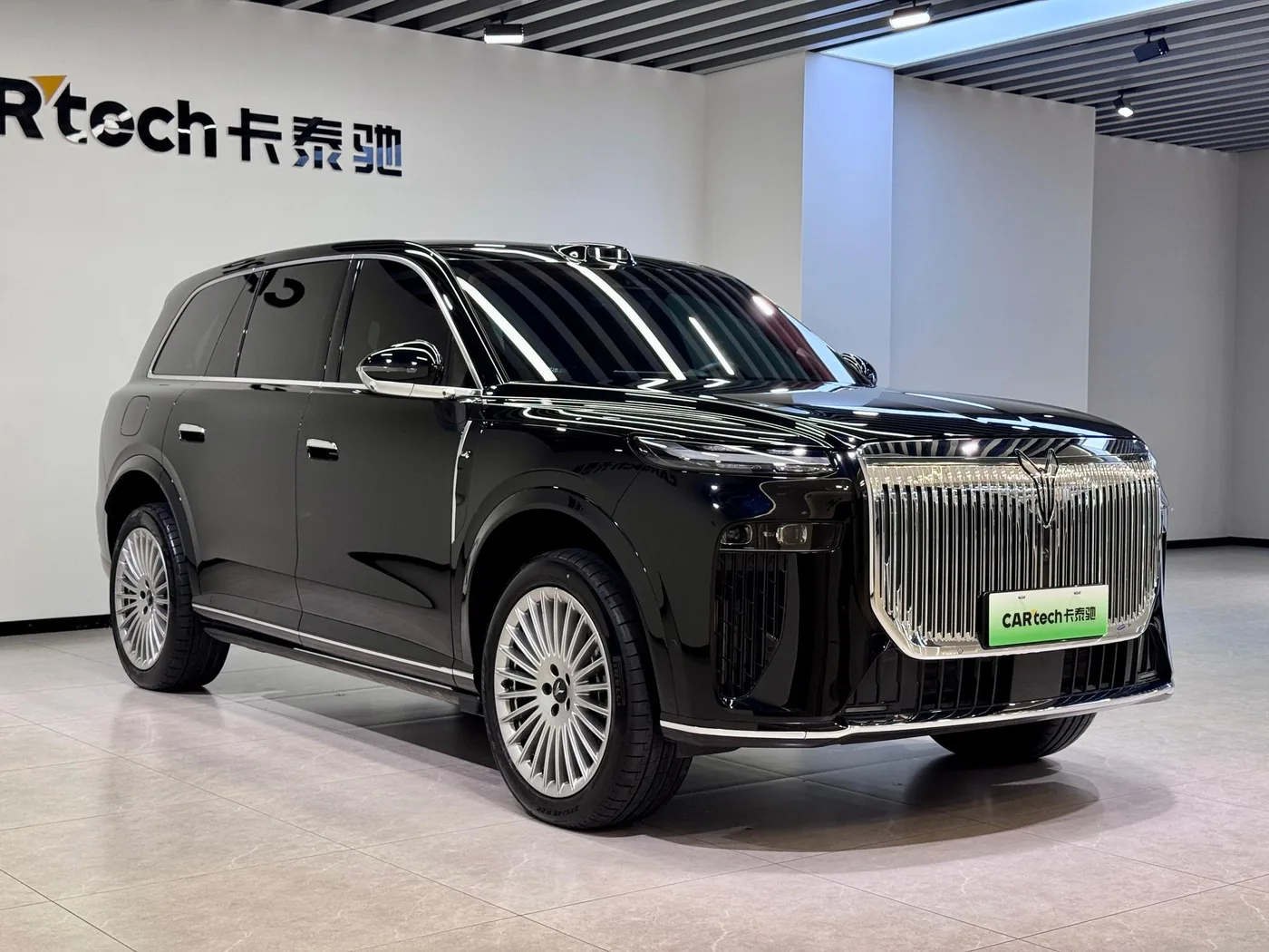 Lantu Taishan PHEV, 2026 — фото 2