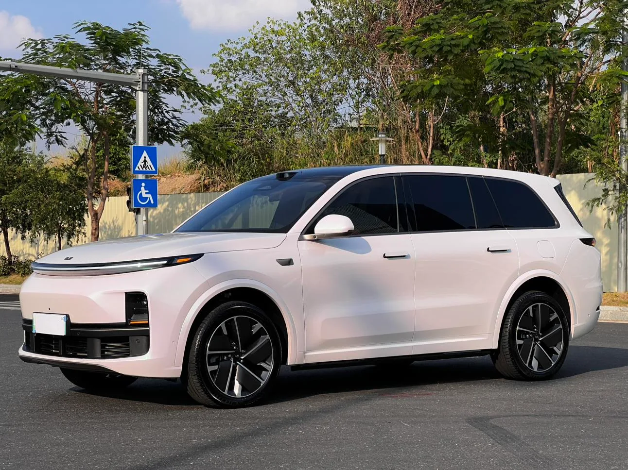 Li Auto Ideal L9