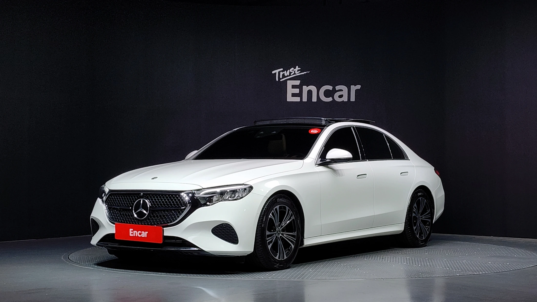 Mercedes-Benz E-Class W214