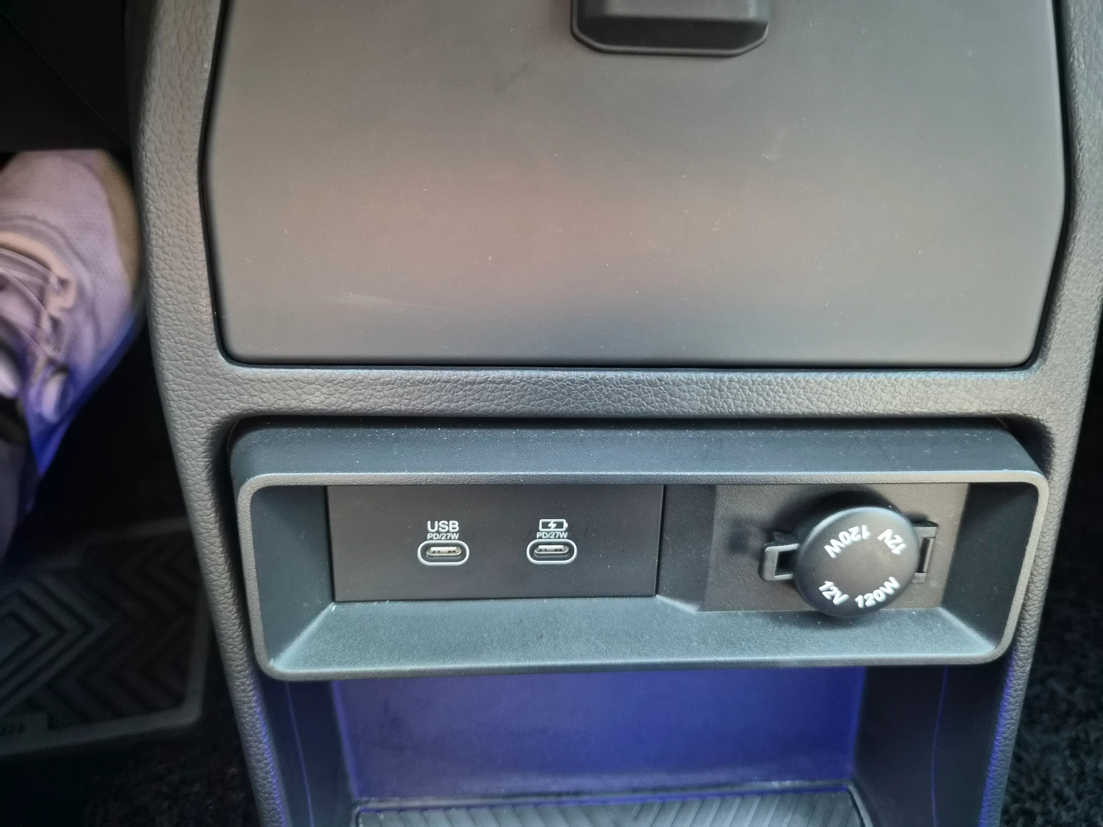 KG_Mobility_Ssangyong Actyon Activian, 2025 — фото 16