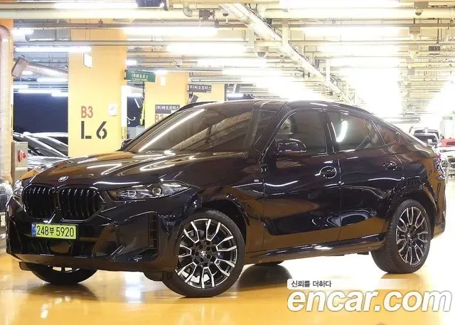 BMW X6 G06