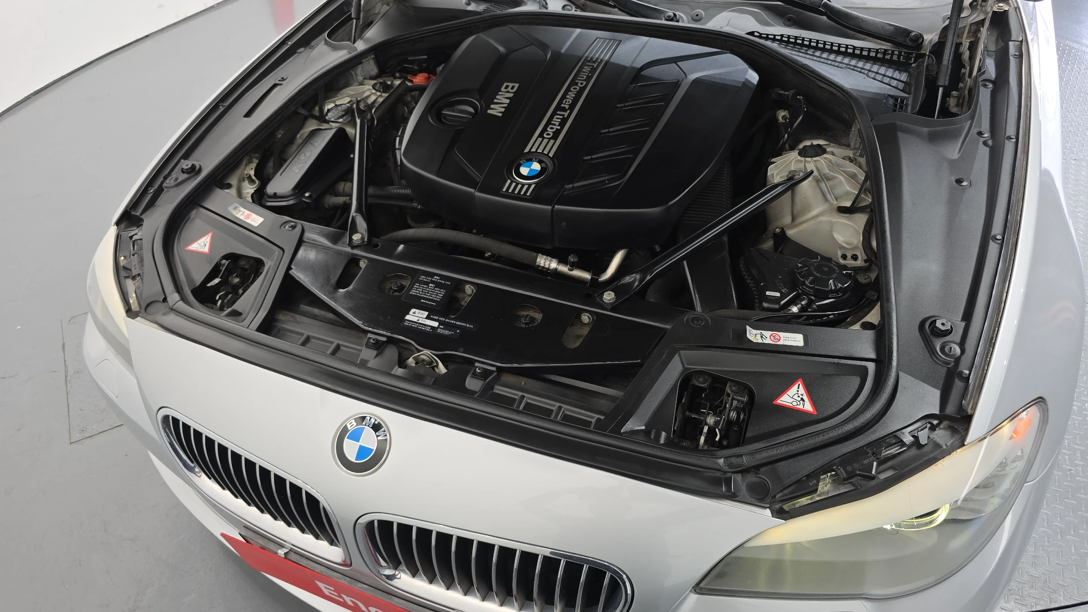 BMW 5-Series F10, 2013 — фото 6