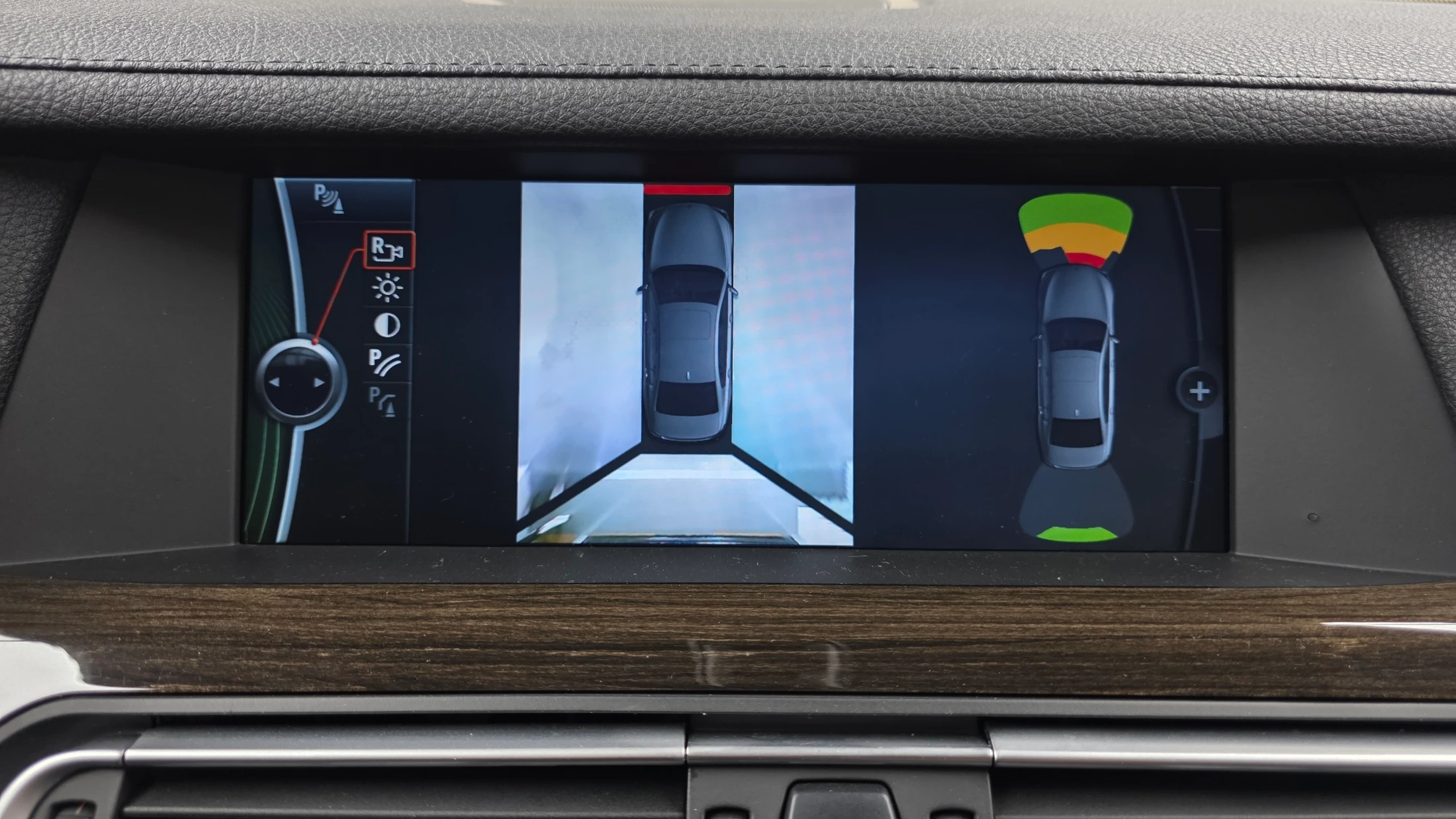 BMW 7-Series F01, 2010 — фото 14