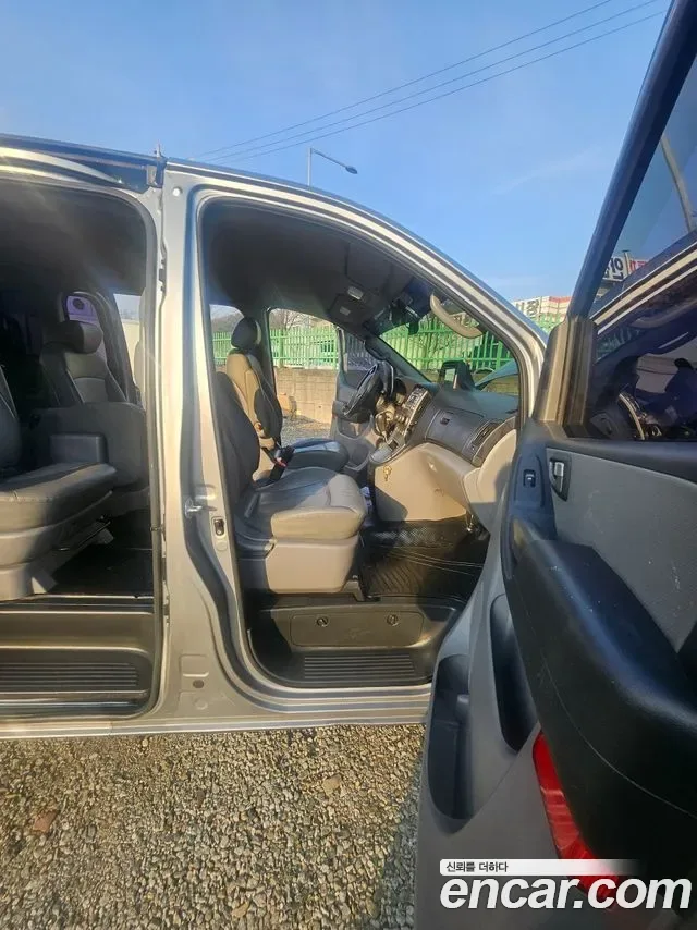Hyundai Starex Grand Starex, 2012 — фото 12