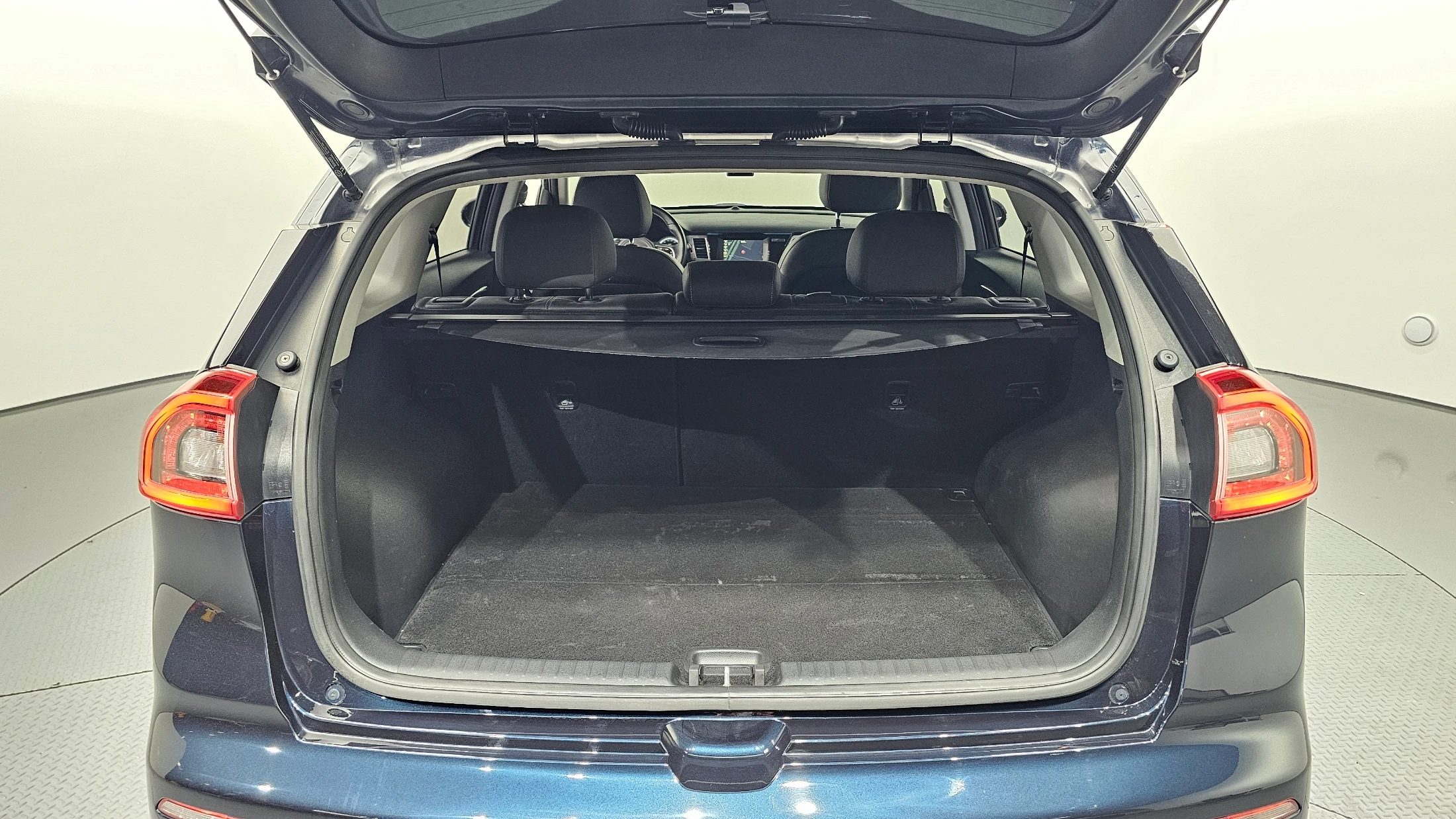 Kia Niro, 2018 — фото 19