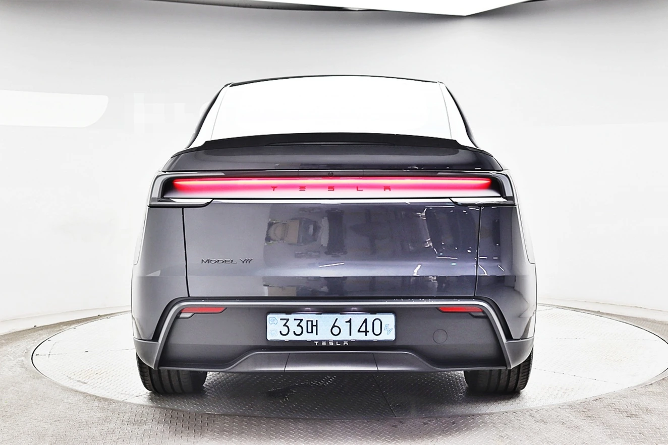 Tesla Model Y, 2026 — фото 4