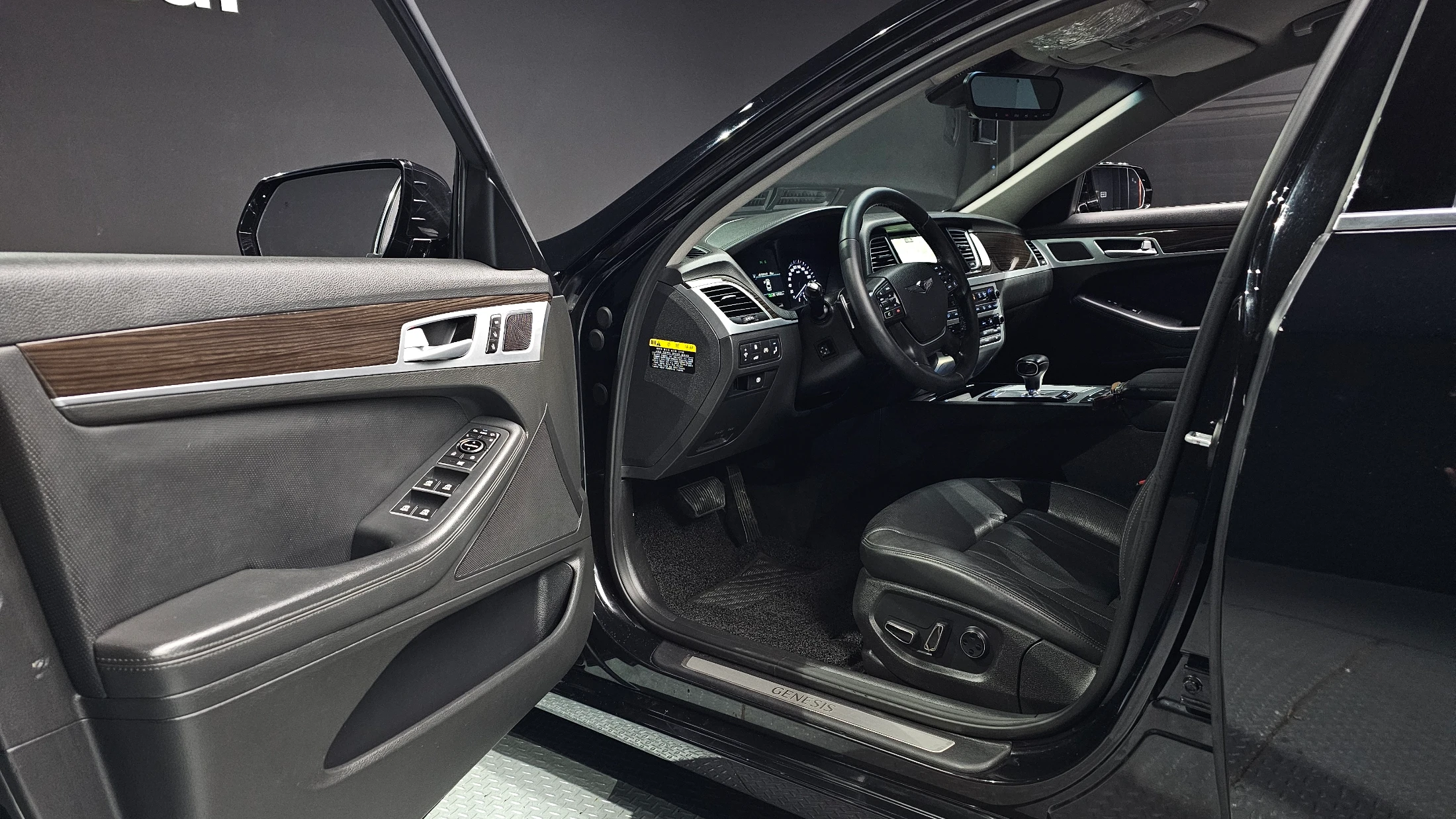 Genesis G80, 2017 — фото 10