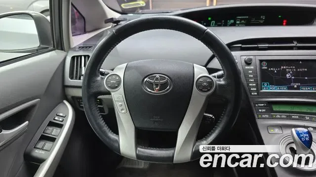 Toyota Prius, 2010 — фото 13