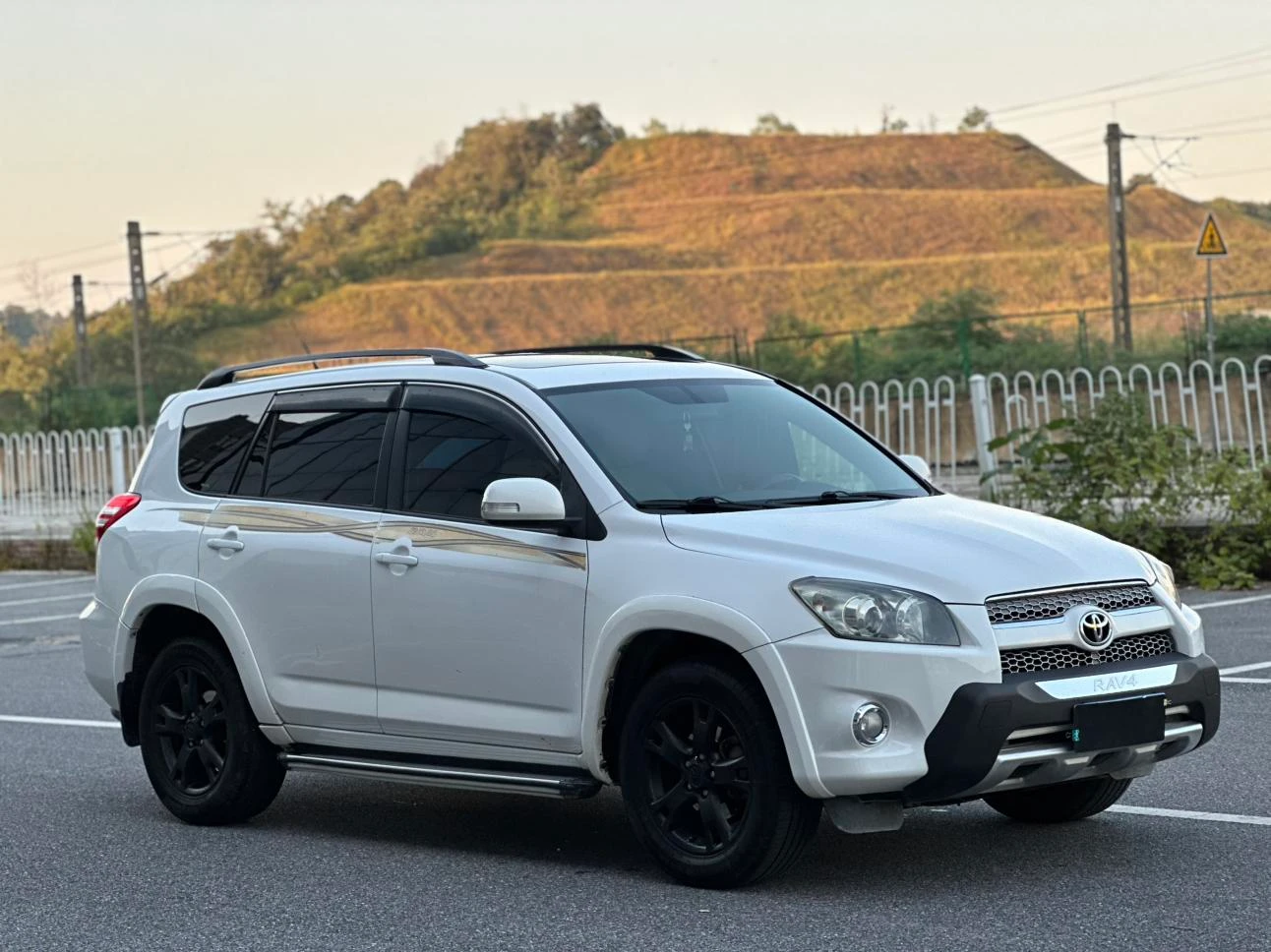 Toyota RAV4 Rongfang, 2013 — фото 3