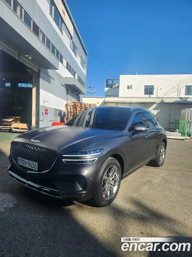 Genesis Gv70