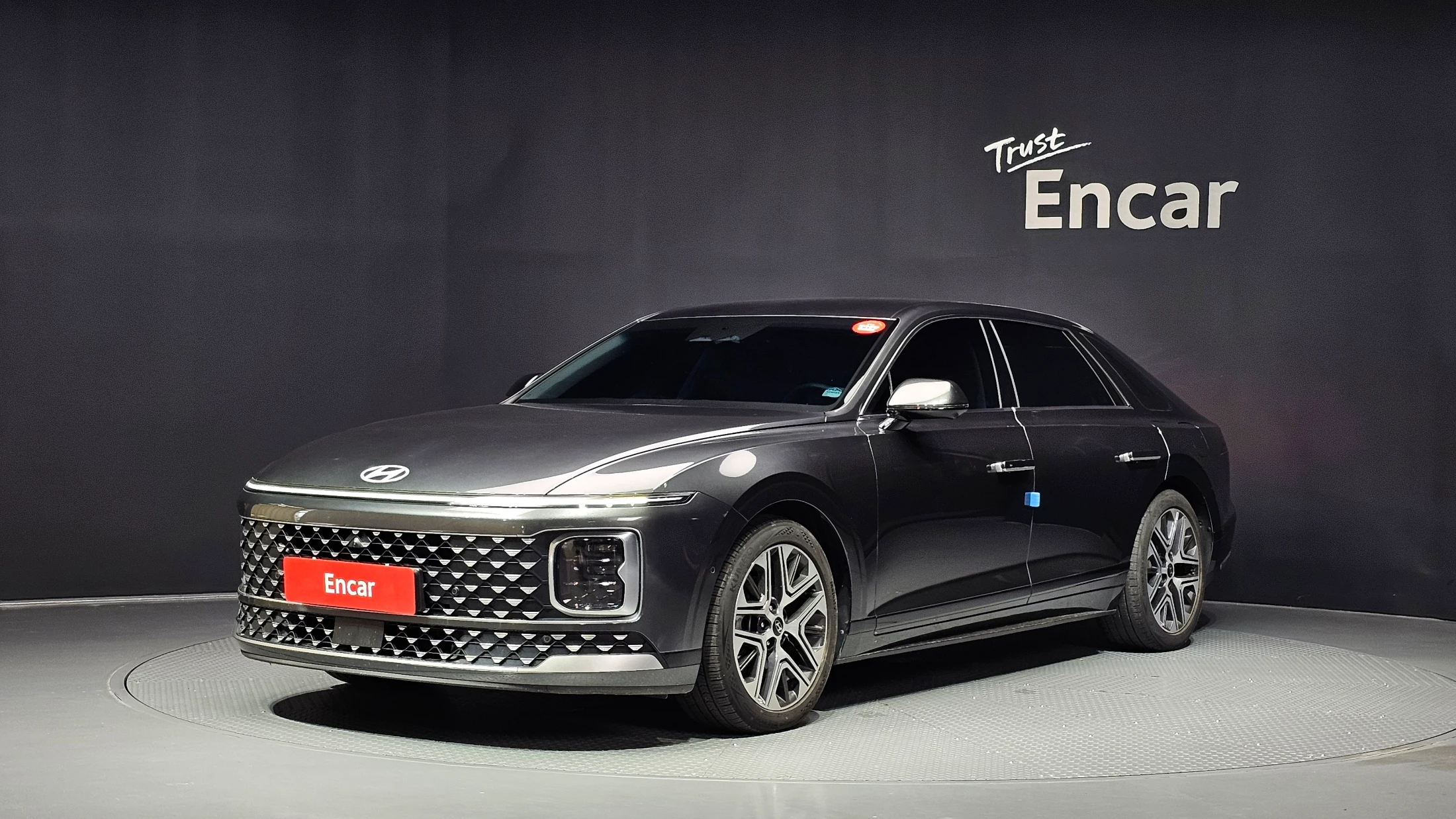 Hyundai Grandeur Hybrid (GN7)