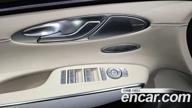 Genesis Gv70, 2024 — фото 30