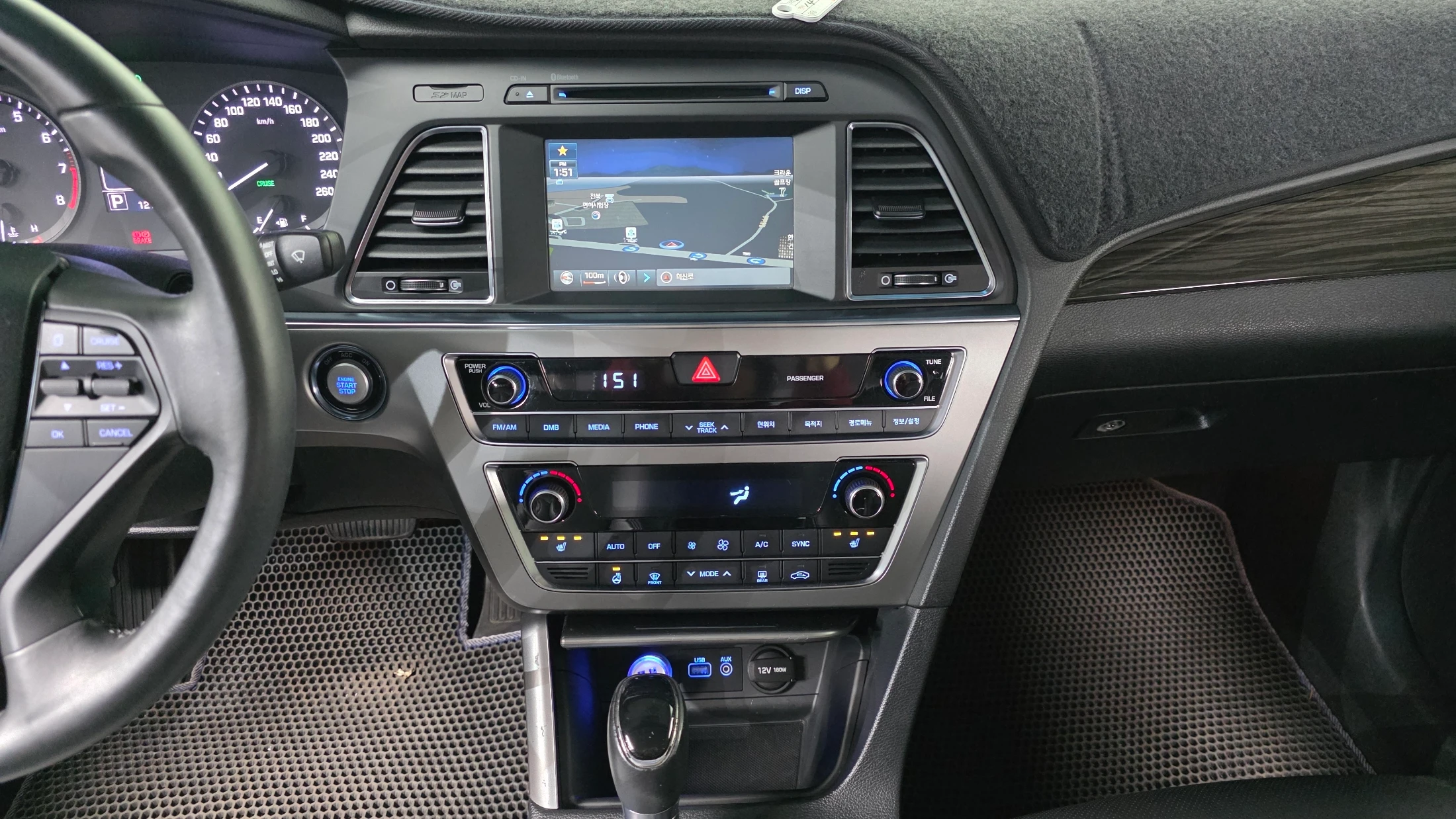 Hyundai Sonata LF Sonata, 2014 — фото 15