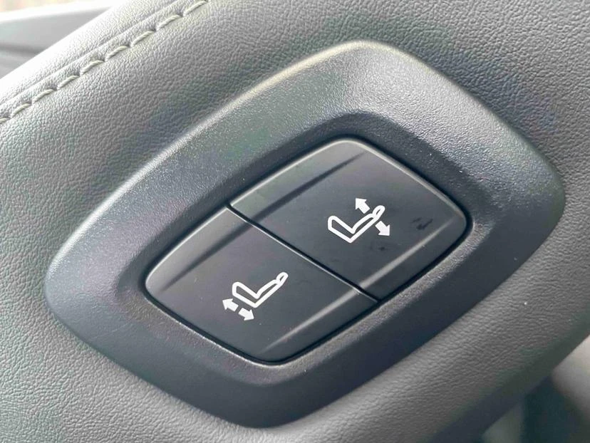 Toyota Camry, 2024 — фото 26