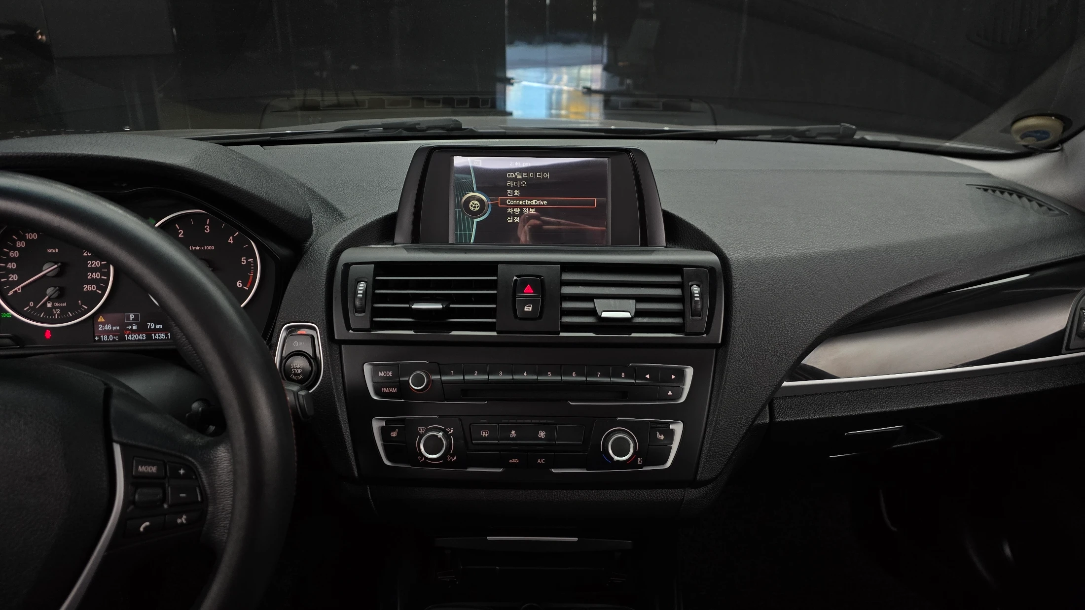 BMW 1-Series F20, 2013 — фото 15