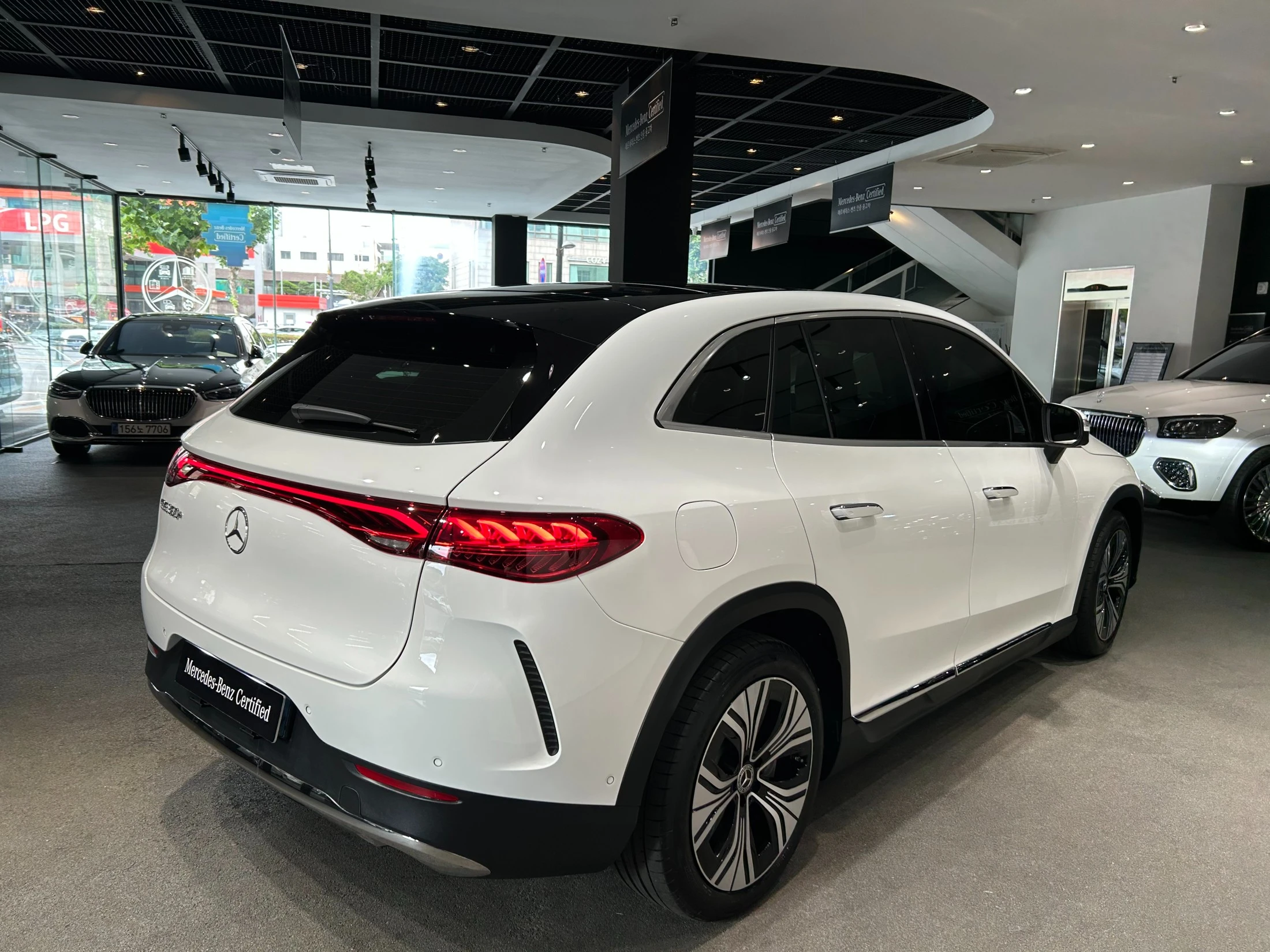 Mercedes-Benz Eqe SUV X294, 2026 — фото 2