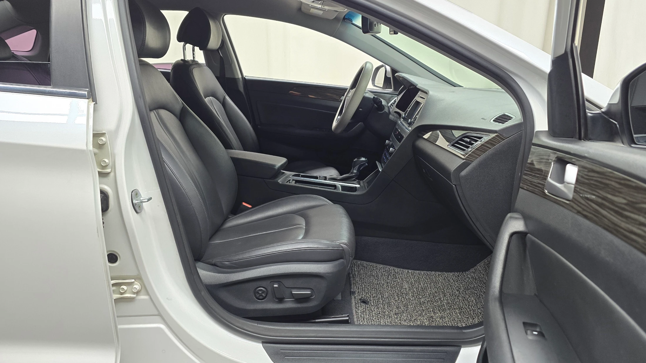 Hyundai Sonata LF Sonata, 2014 — фото 11