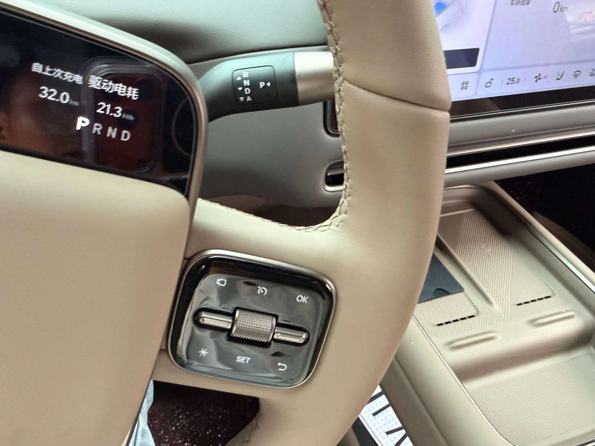 Li Auto ideal i6, 2025 — фото 10