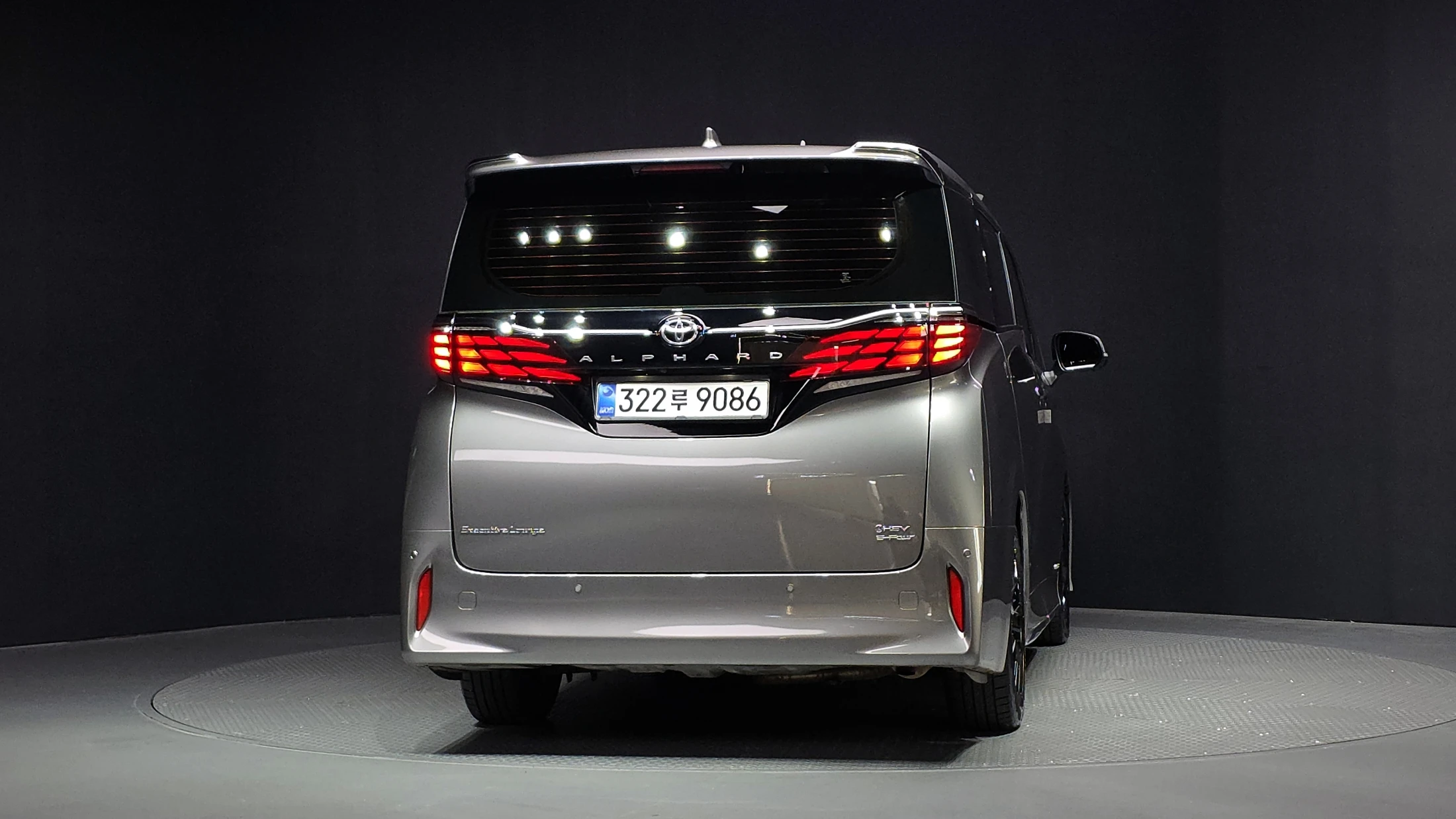 Toyota Alphard Alpad, 2025 — фото 3