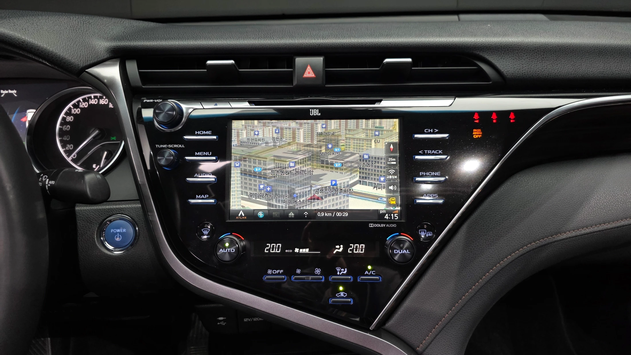 Toyota Camry xv70, 2017 — фото 14