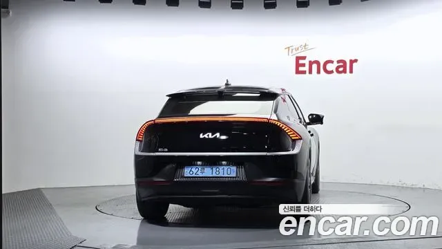 Kia Ev6, 2022 — фото 4
