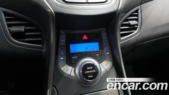 Hyundai Avante MD, 2013 — фото 17
