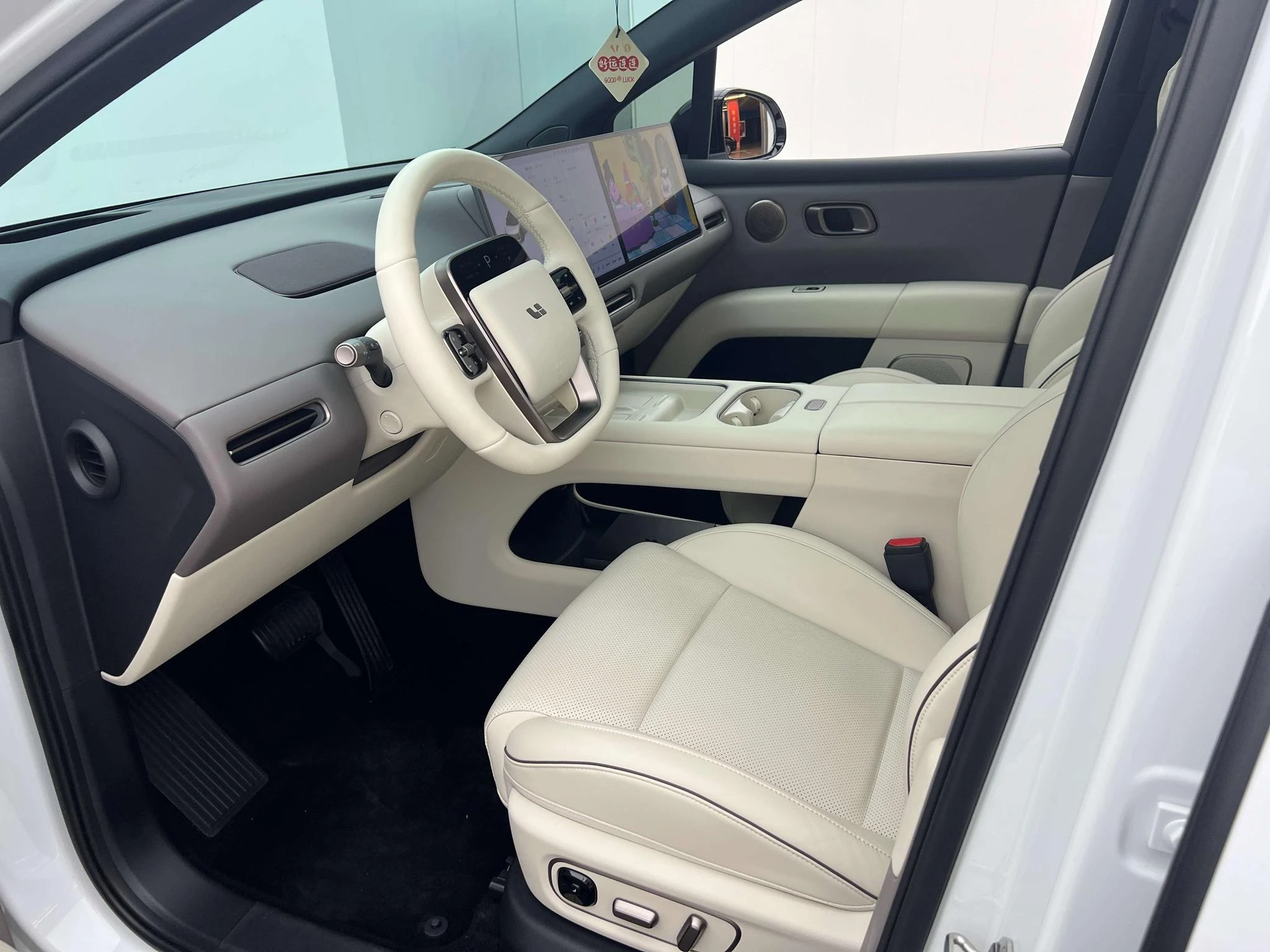 Li Auto ideal i6, 2025 — фото 10