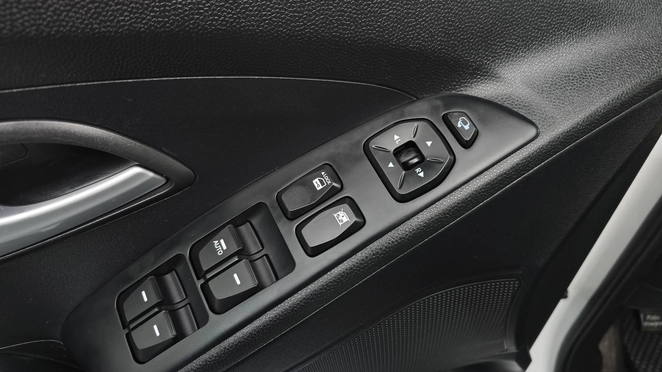 Hyundai Tucson ix, 2014 — фото 27