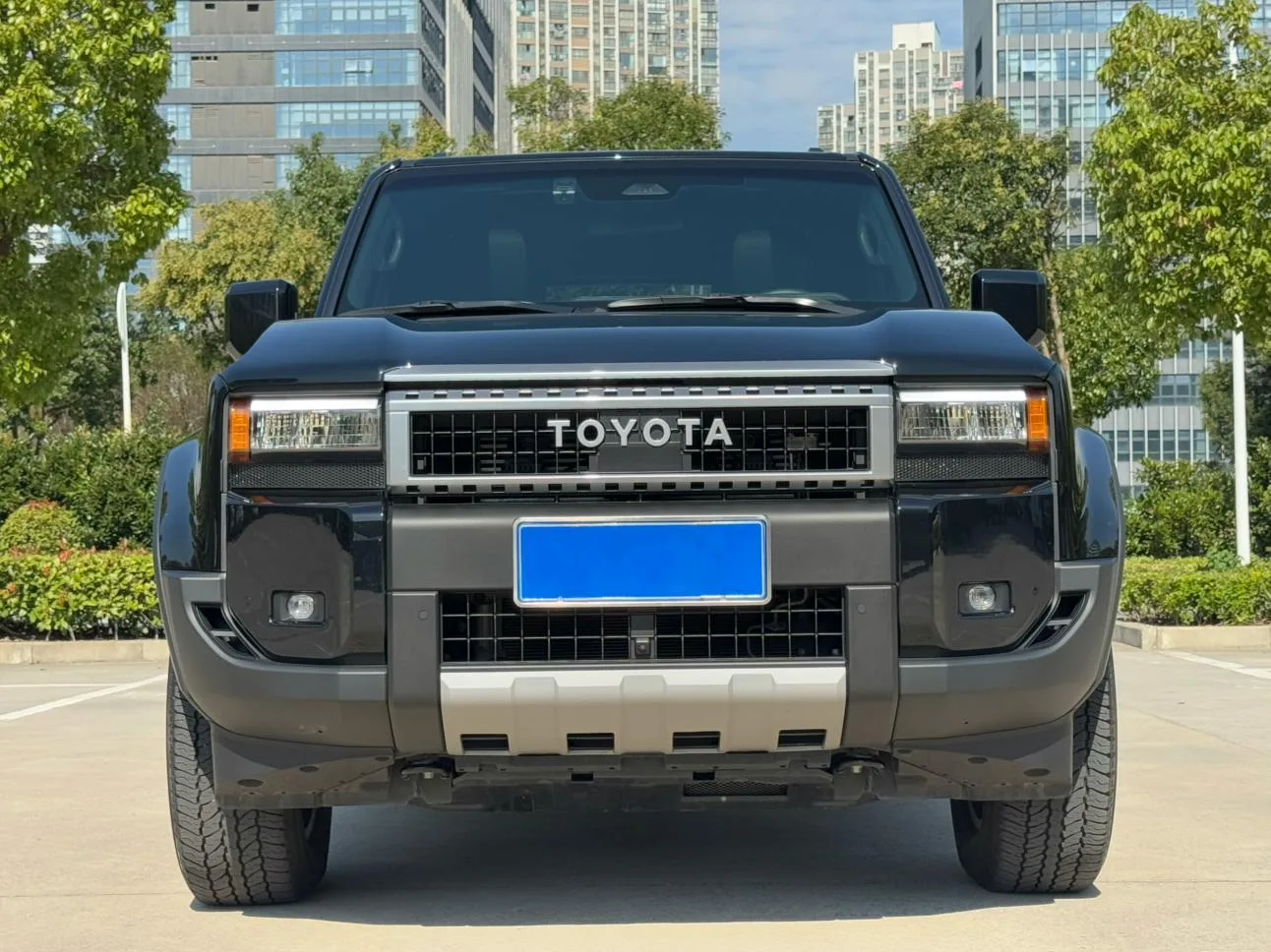 Toyota prado, 2025 — фото 2