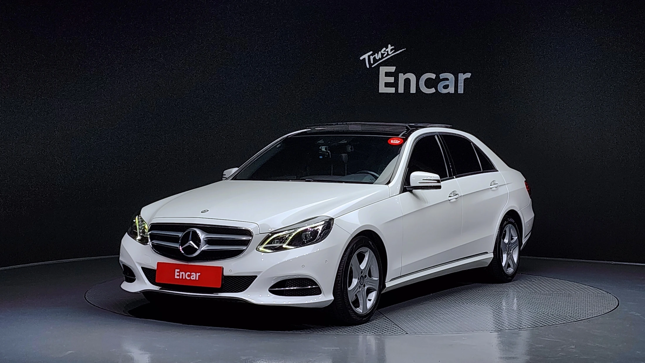 Mercedes-Benz E-Class W212