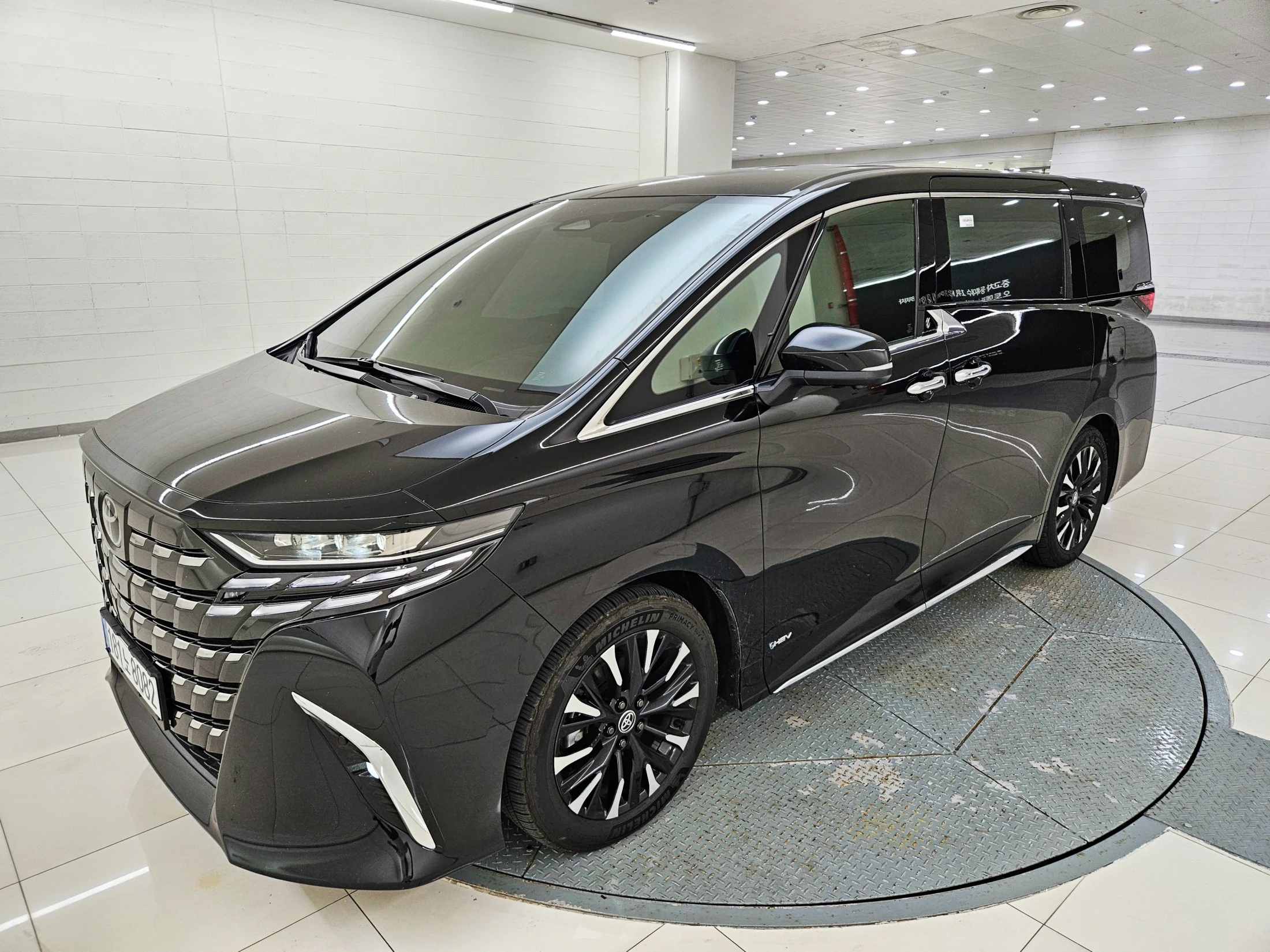 Toyota Alphard Alpad, 2026 — фото 5