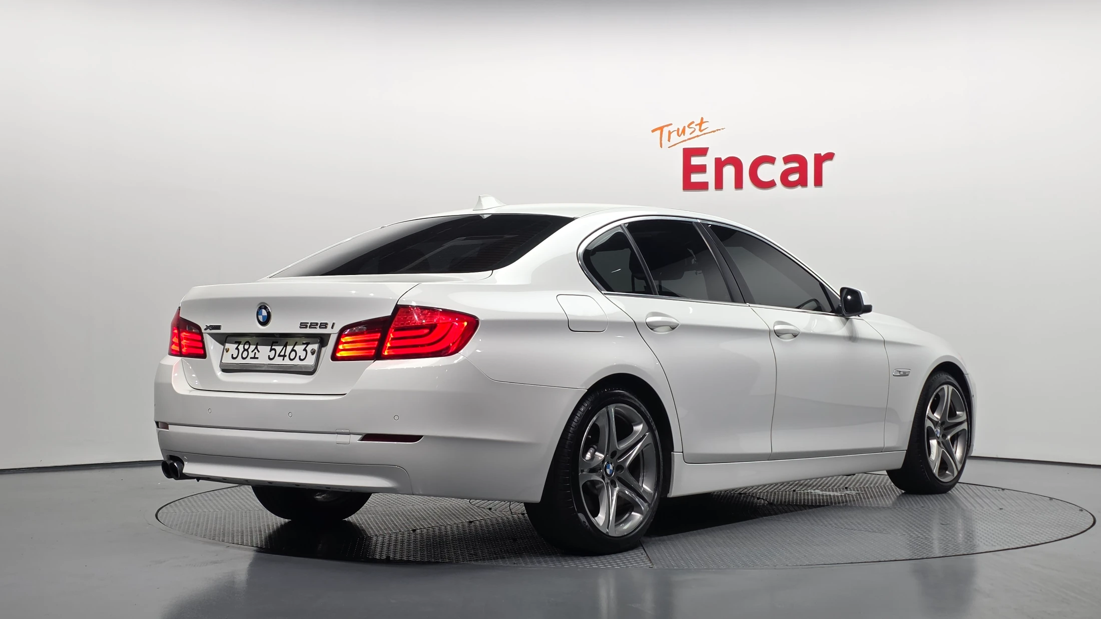 BMW 5-Series F10, 2013 — фото 2