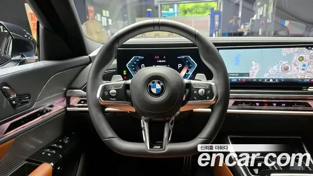 BMW 7-Series G70, 2025 — фото 13