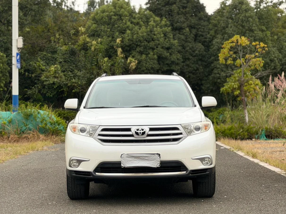 Toyota Highlander, 2012 — фото 2