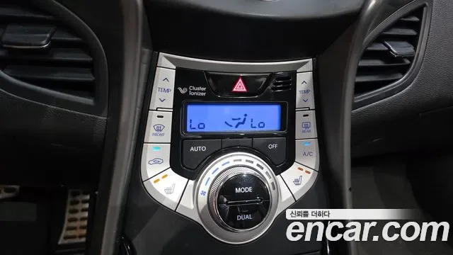 Hyundai Avante MD, 2011 — фото 16