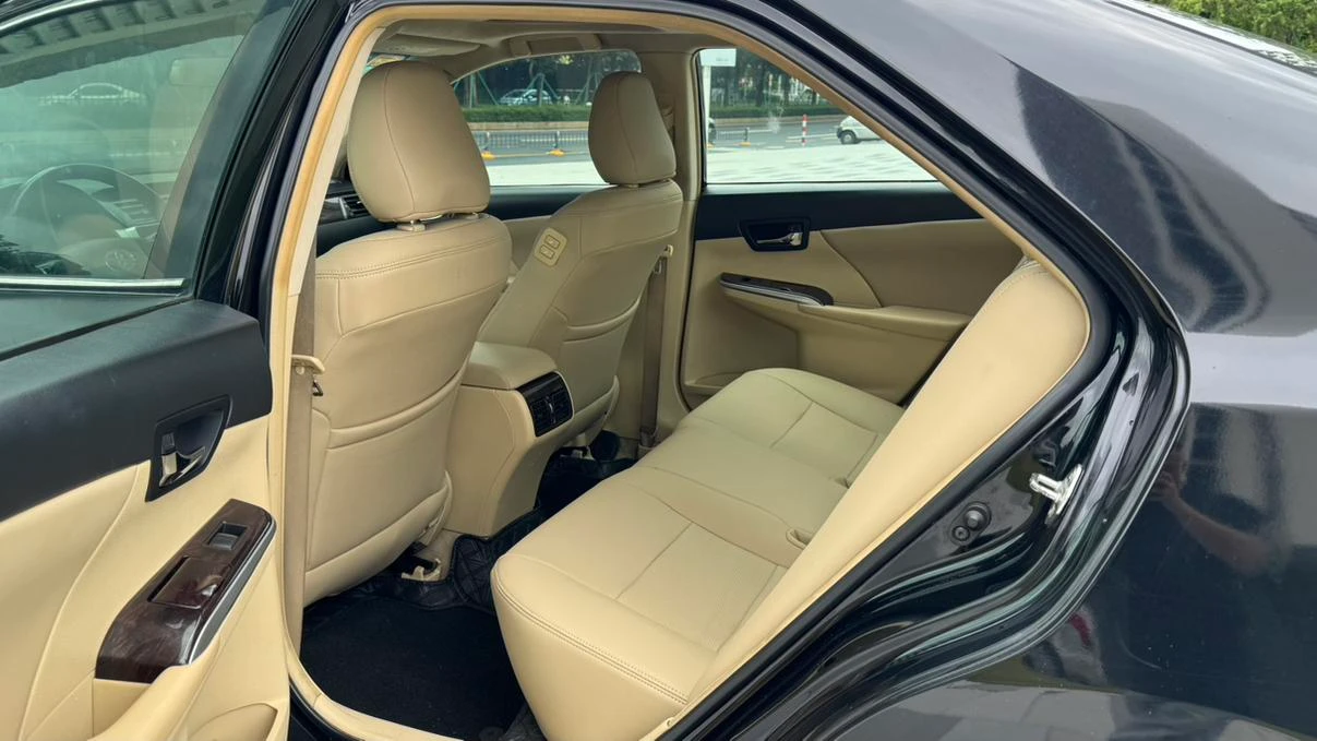Toyota Camry, 2015 — фото 11