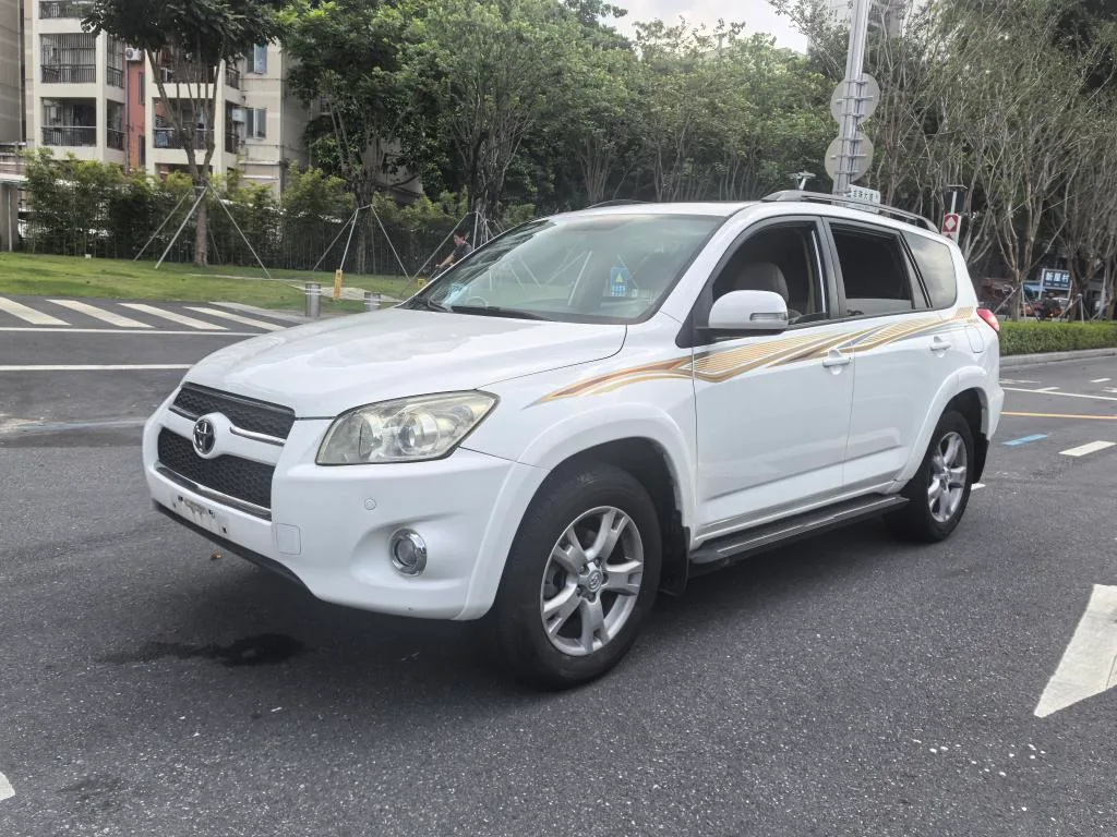 Toyota RAV4 Rongfang