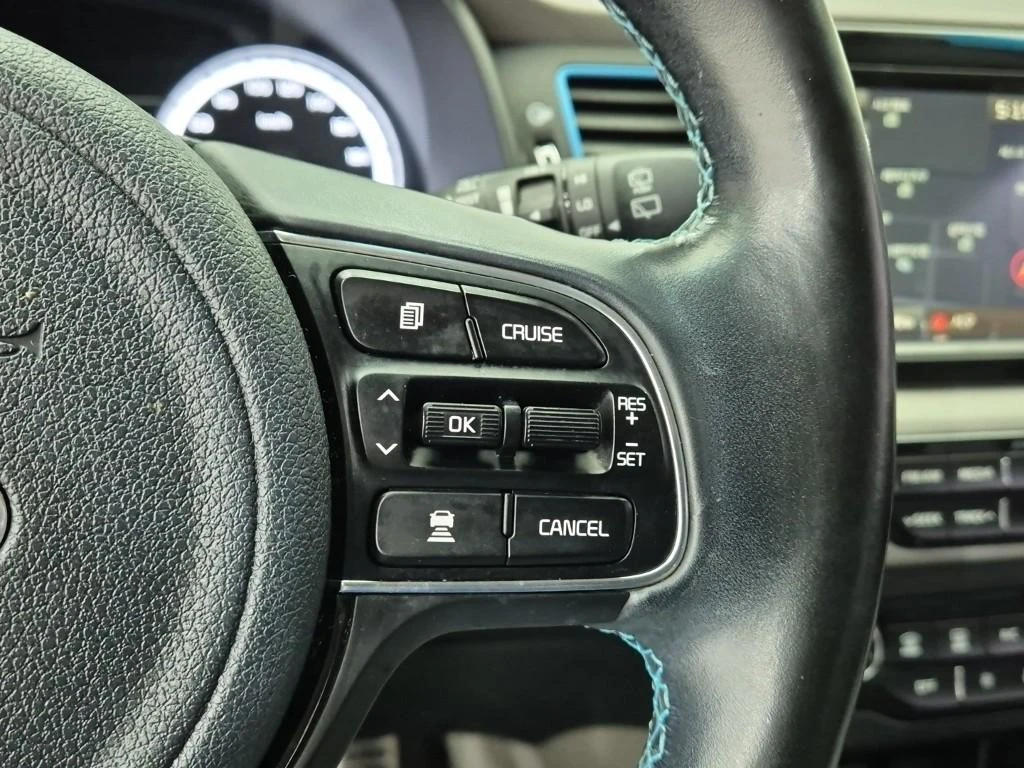 Kia Niro, 2017 — фото 17