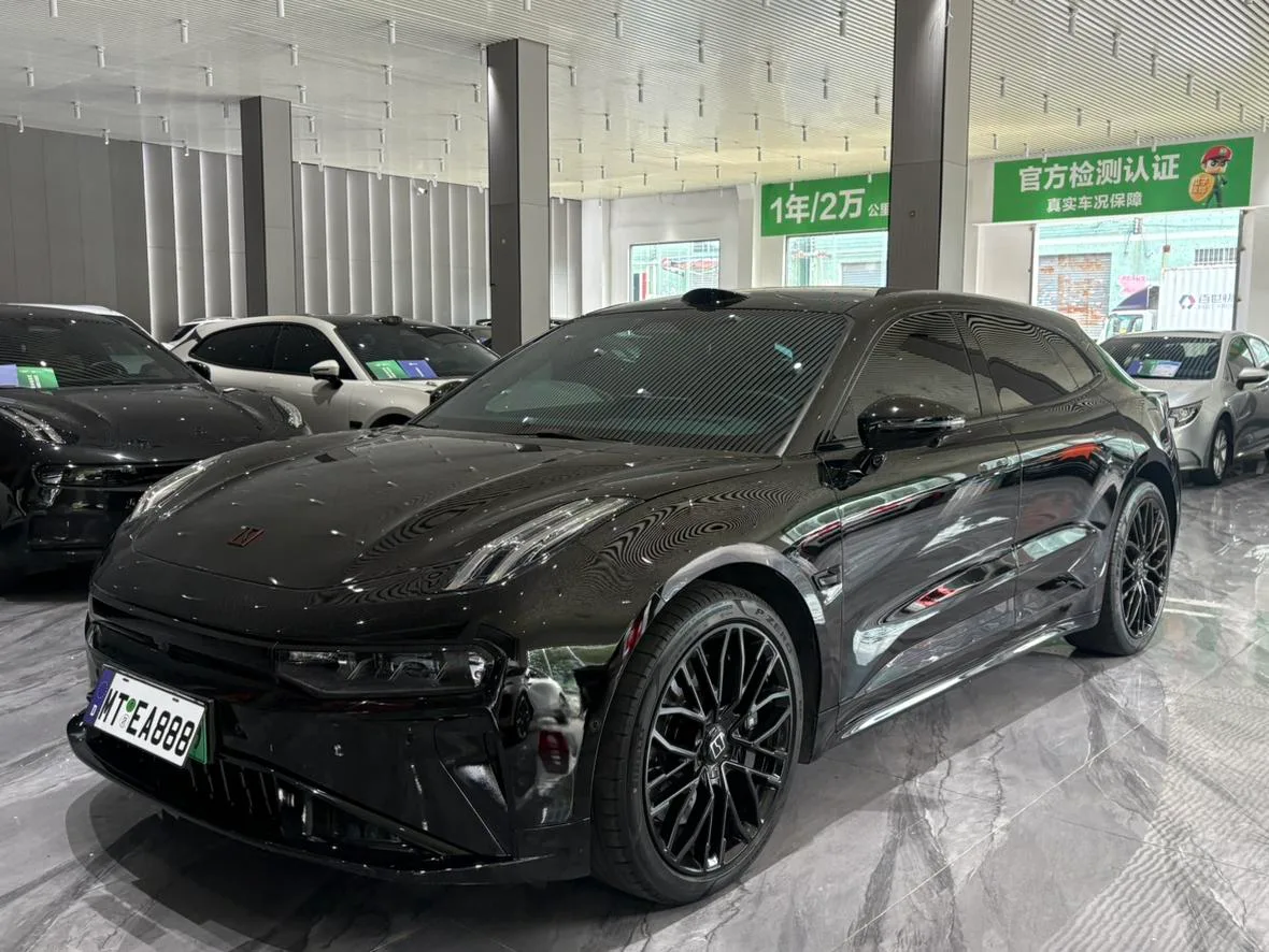 ZEEKR 001