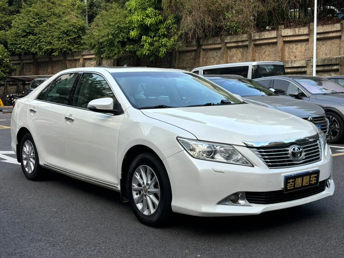 Toyota Camry, 2012 — фото 3