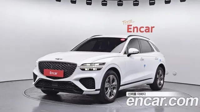Genesis Gv70