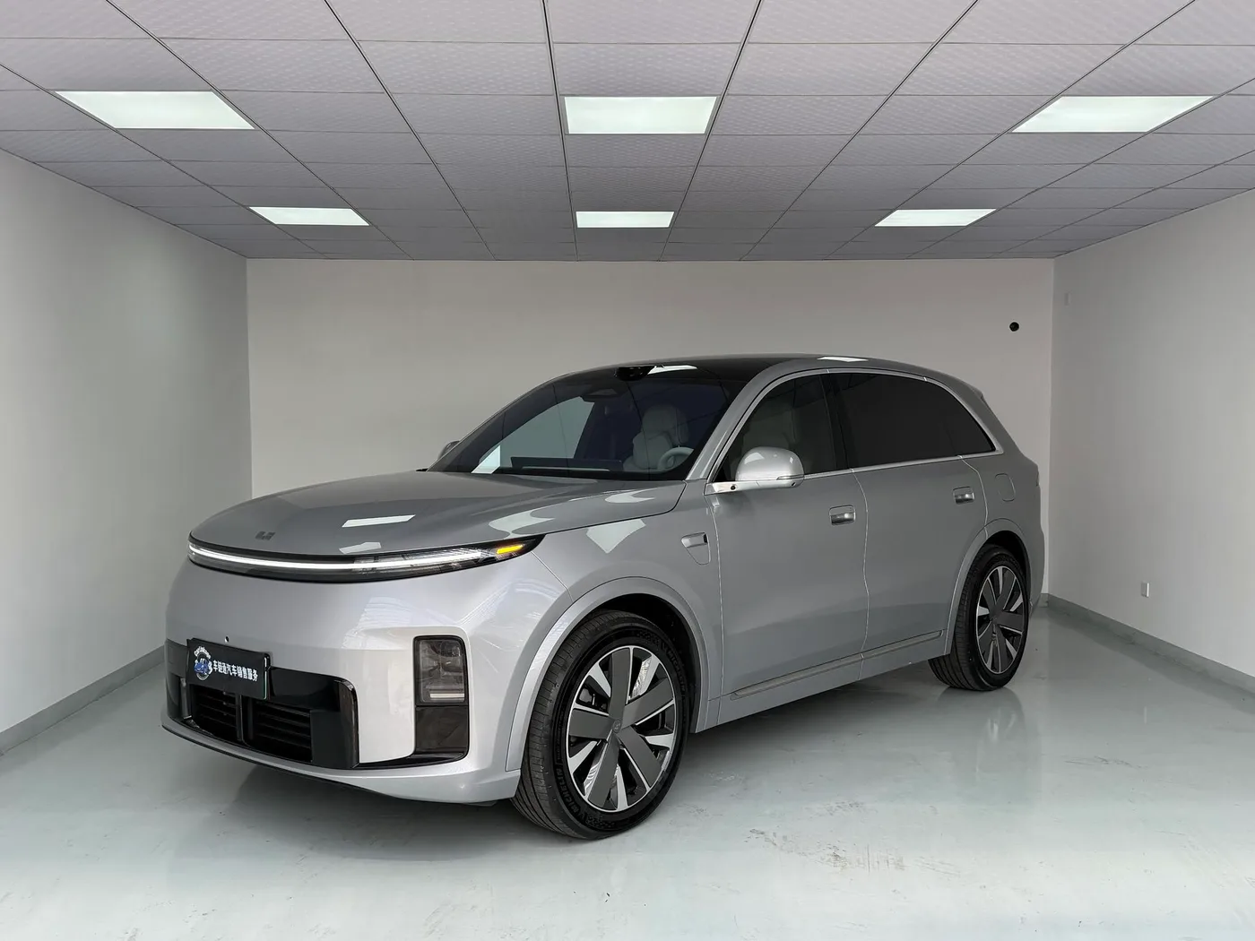 Li Auto Ideal L8