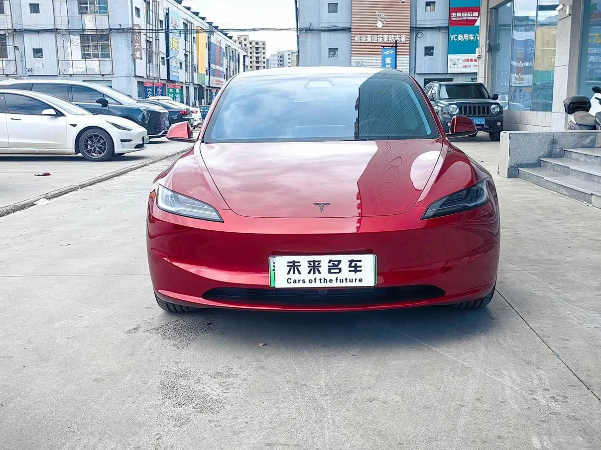 Tesla Model 3, 2027 — фото 2