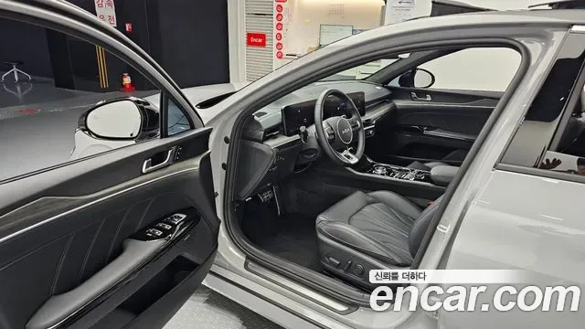 Kia K5 Hybrid, 2025 — фото 10